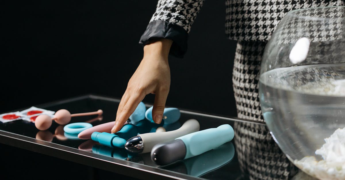 découvrez notre sélection de dildos variés, conçus pour stimuler vos sens et enrichir votre vie intime. que vous soyez novice ou expérimenté, trouvez le modèle parfait qui correspond à vos désirs et à vos envies. explorez votre plaisir en toute confiance.