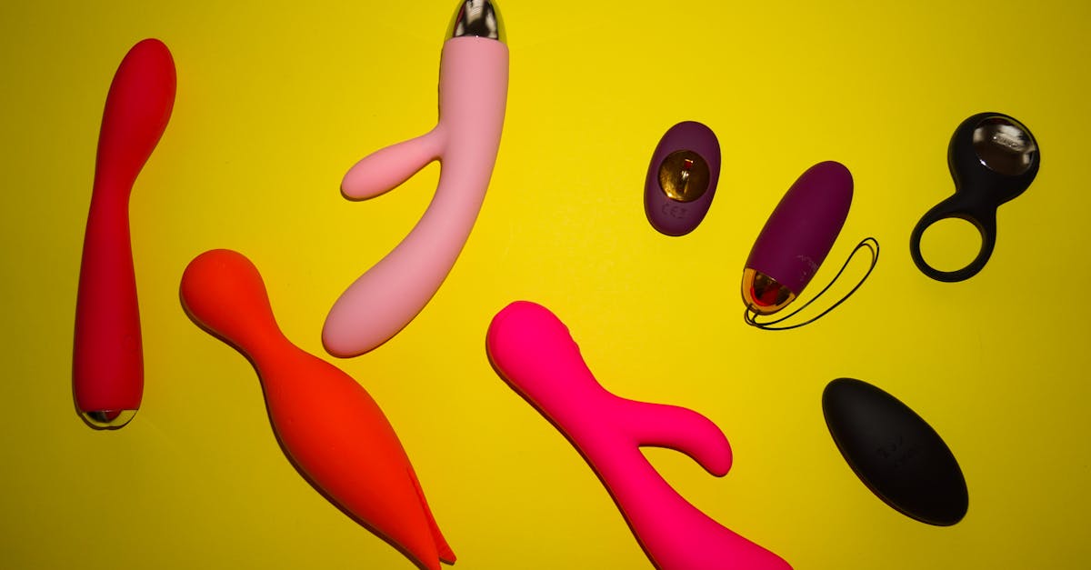 découvrez tout ce qu’il faut savoir sur le clitoris : anatomie, fonction et conseils pour mieux comprendre et explorer le plaisir féminin.