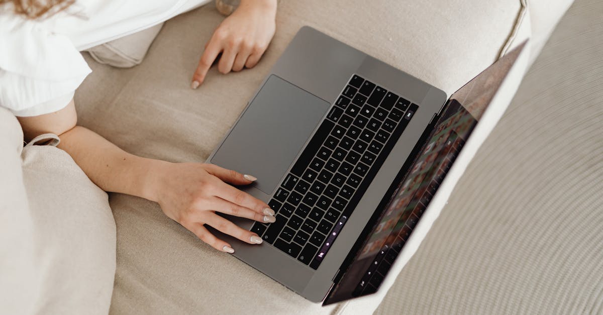 découvrez le plaisir ultime avec cet œuf vibrant connecté. contrôlez les vibrations à distance via une application pour des moments intimes et ludiques, seul(e) ou en couple. discret, ergonomique et facile à utiliser.