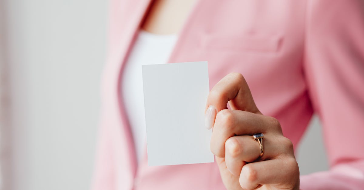 découvrez tout ce qu'il faut savoir sur la sleeve, une chirurgie bariatrique efficace pour la perte de poids, ses avantages, le déroulement de l’opération et les conseils pour une récupération optimale.